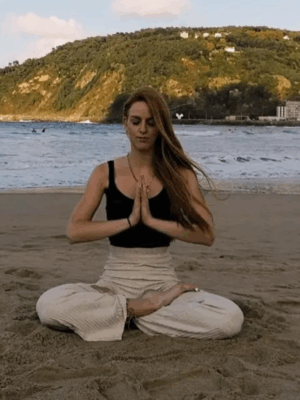 Bio Yoga Lehrerin Lea Rövekamp