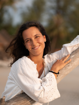 Lehrerin Sara Roman